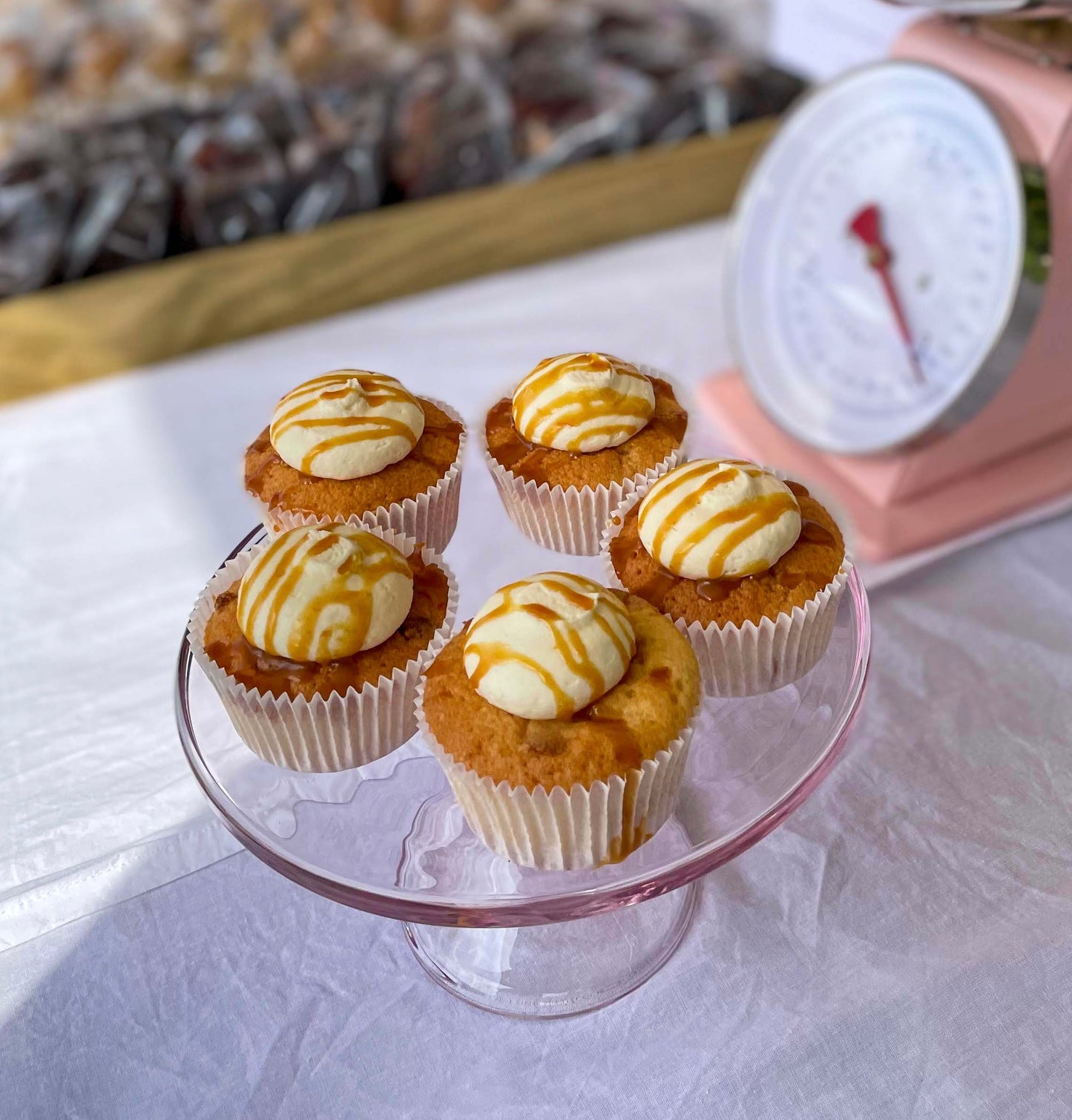 white chocolate - salted caramel cuppies